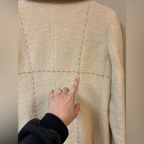 Alpaca 111 Handfinished Alpaca Suri Wool Long Cream Coat - Picture 9 of 9